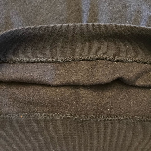IZOD Quarter Zip Crew Neck - Picture 2 of 5